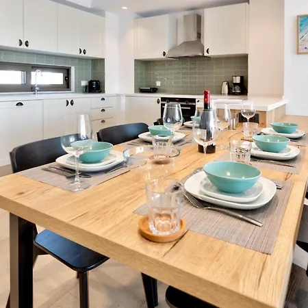 Lara Amberblue Pefkos * Pefki